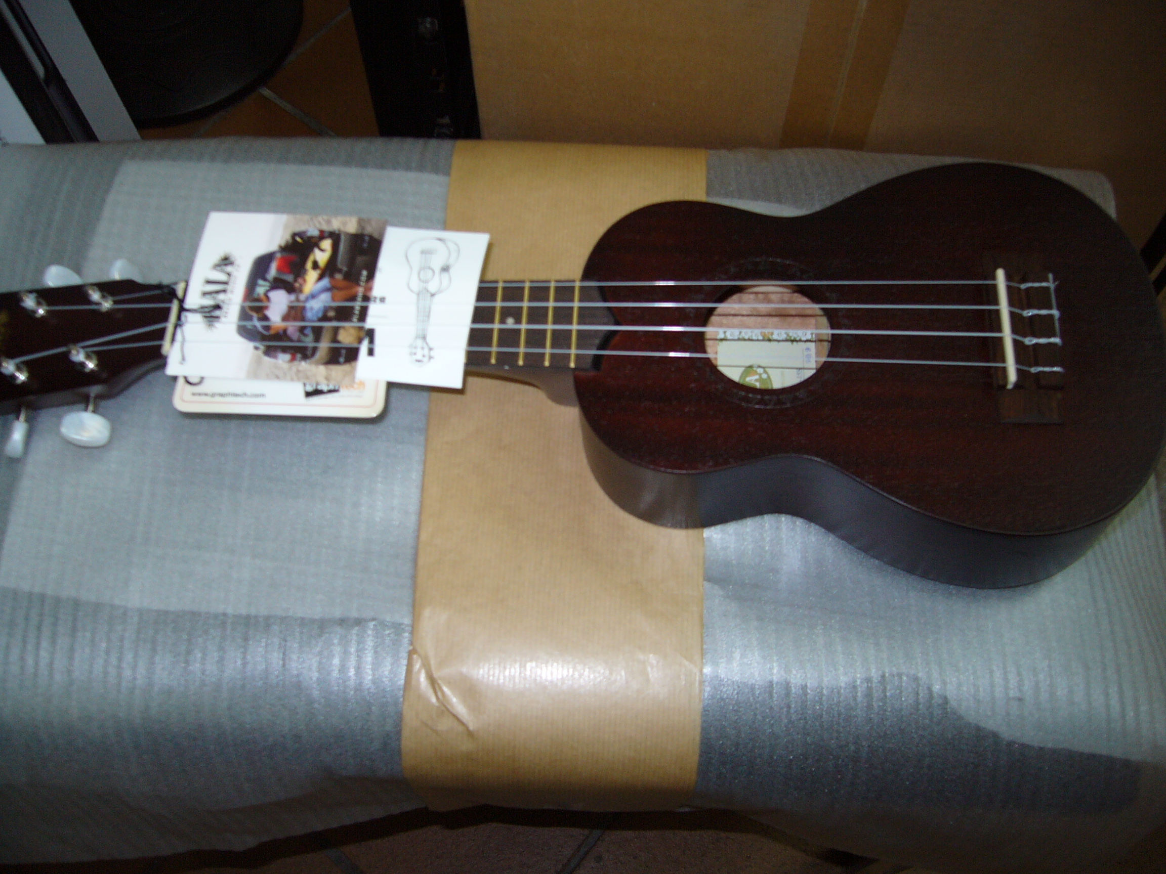 Kala KA-C concert ukulele | inclusief hoes